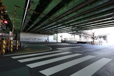 RF 16-28mm F2.8 IS STM